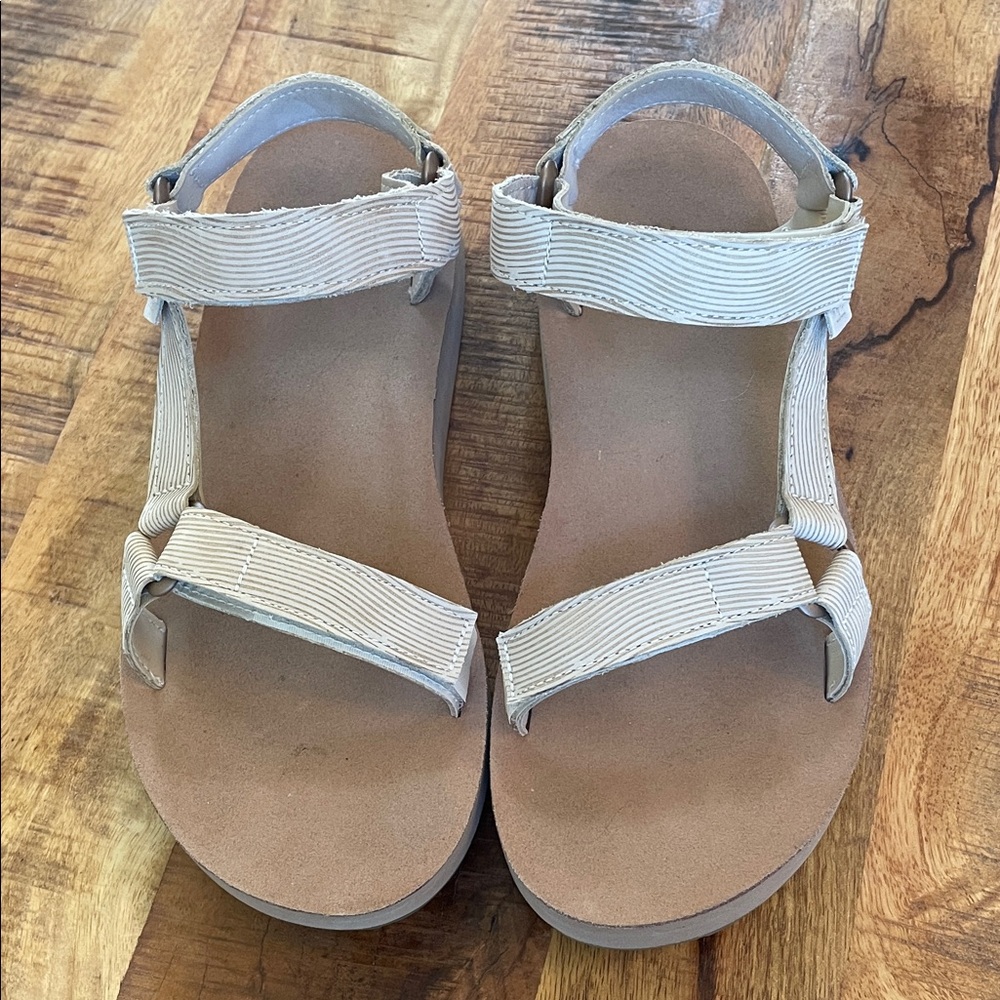 Teva Women's Tan and Cream Sandals - Picture 2 of 7